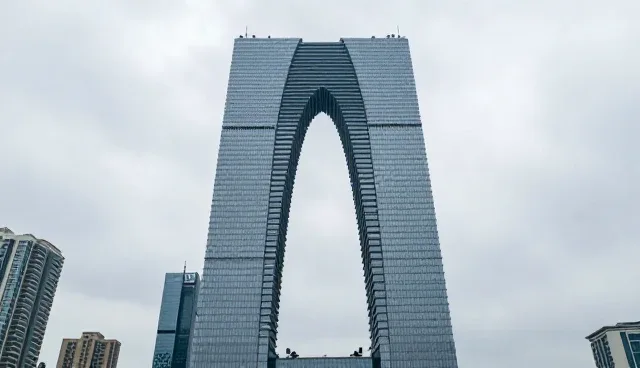 城市雕塑日常维护要点与问题应对策略